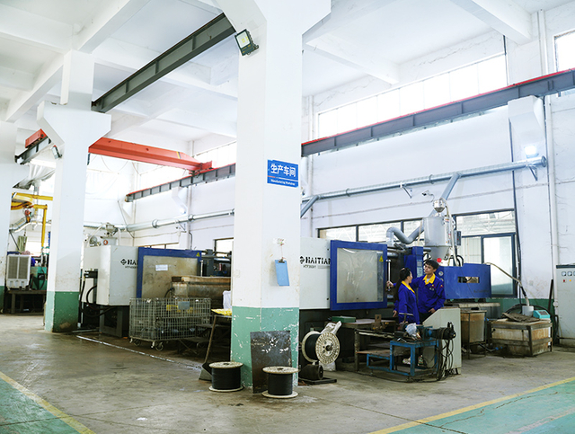 fournisseurs de tuyaux en PEHD