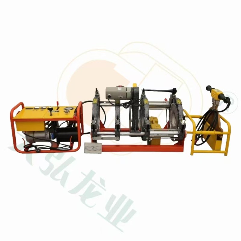Machine de soudage thermofusible hydraulique semi-automatique pour conduite d'eau en PEHD